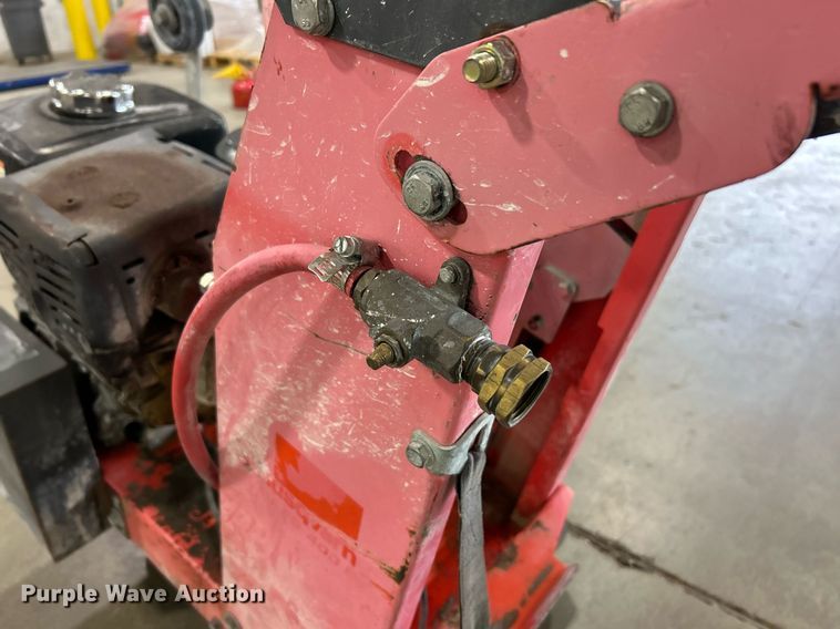 image for item EK2995 2008 Husqvarna FS400LV concrete saw