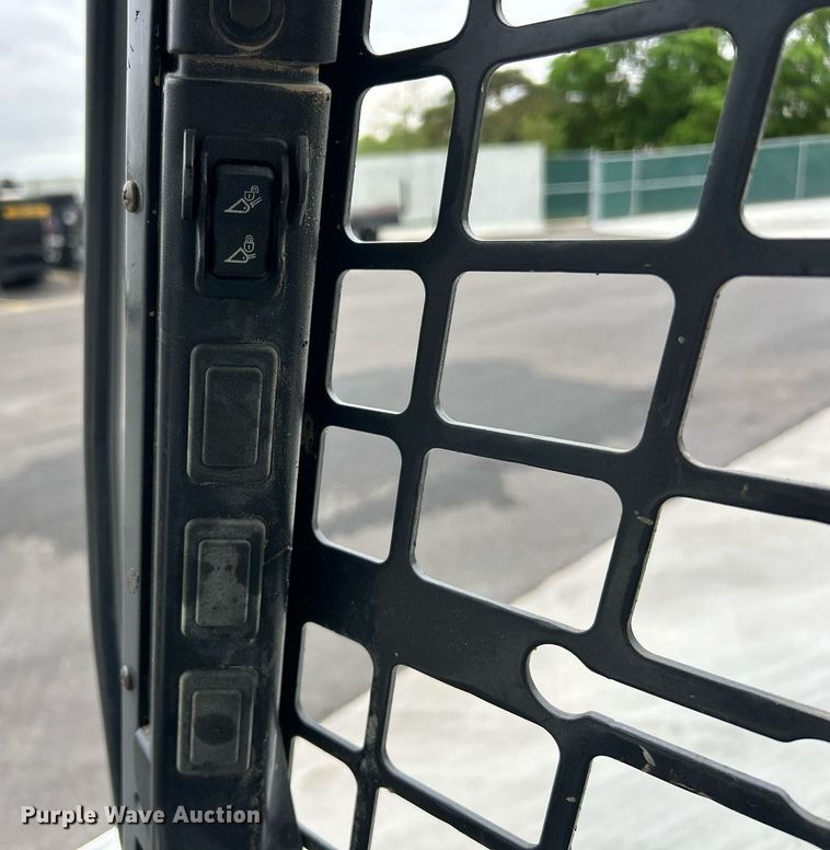 image for item EK2996 2016 Bobcat T590 tracked skid steer loader