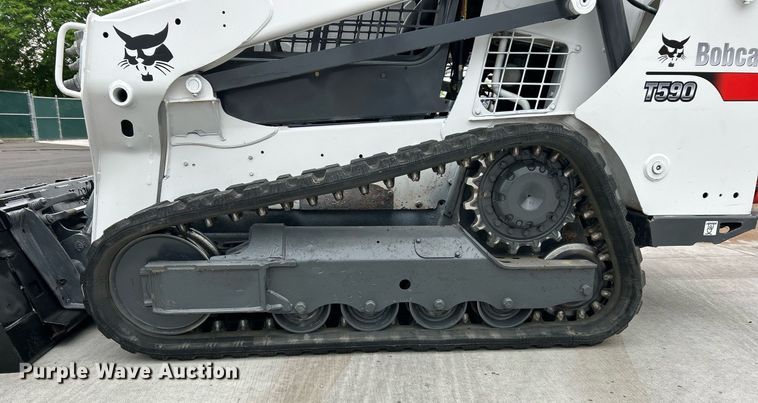 image for item EK2996 2016 Bobcat T590 tracked skid steer loader
