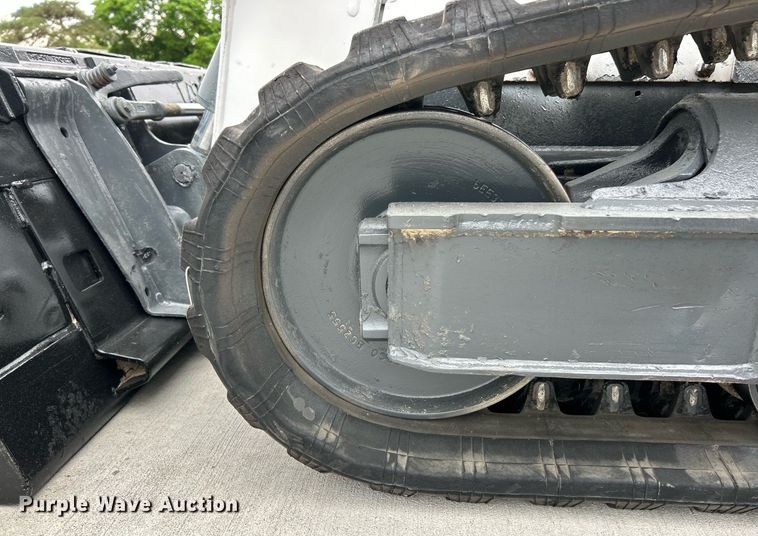 image for item EK2996 2016 Bobcat T590 tracked skid steer loader
