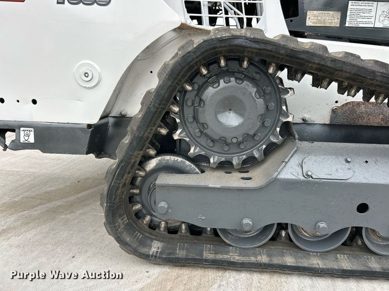 image for item EK2996 2016 Bobcat T590 tracked skid steer loader