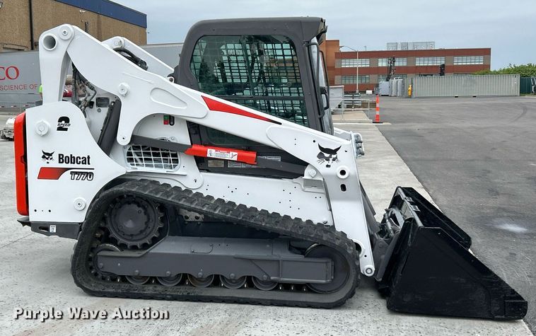image for item EK2997 2018 Bobcat T770 tracked skid steer loader