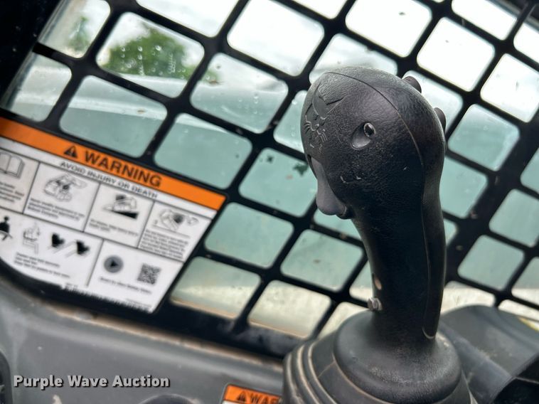 image for item EK2997 2018 Bobcat T770 tracked skid steer loader