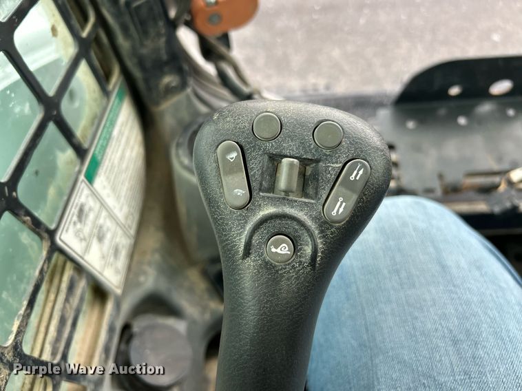 image for item EK2997 2018 Bobcat T770 tracked skid steer loader