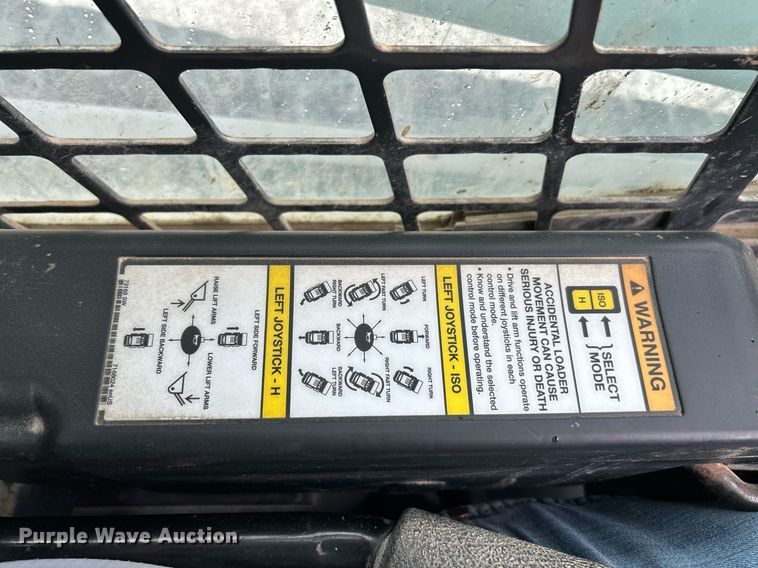 image for item EK2997 2018 Bobcat T770 tracked skid steer loader