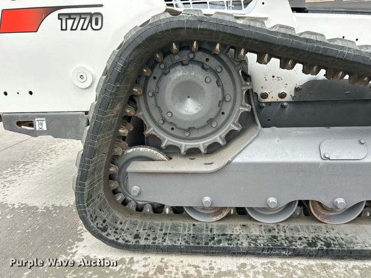 image for item EK2997 2018 Bobcat T770 tracked skid steer loader
