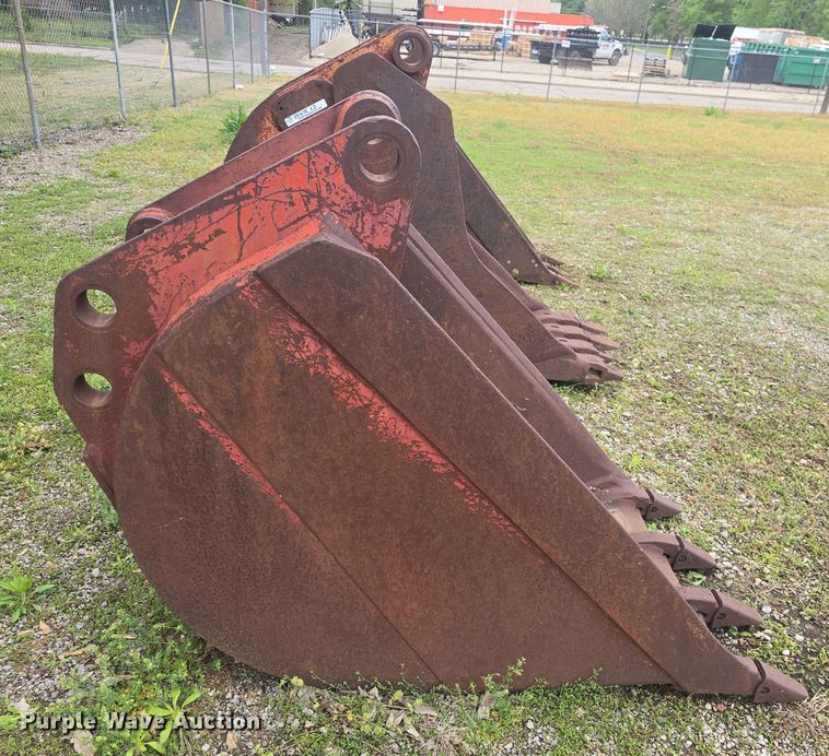 image for item EK5178 (3) Backhoe buckets