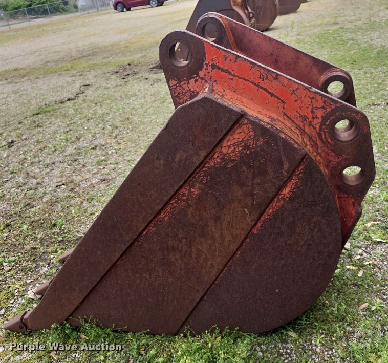 image for item EK5178 (3) Backhoe buckets