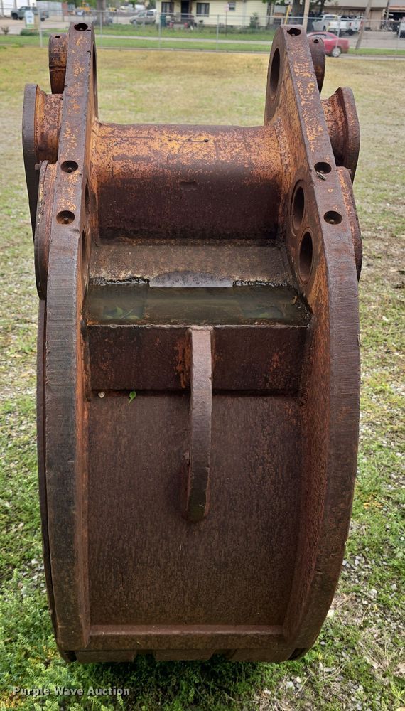 image for item EK5178 (3) Backhoe buckets