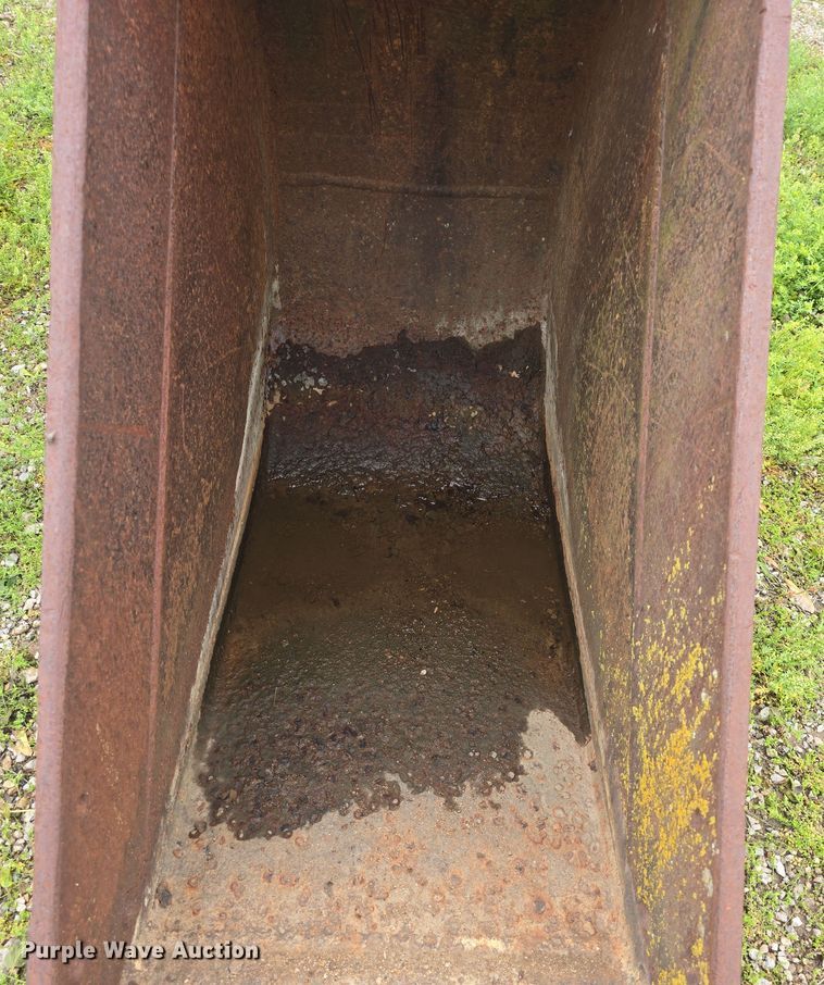 image for item EK5178 (3) Backhoe buckets