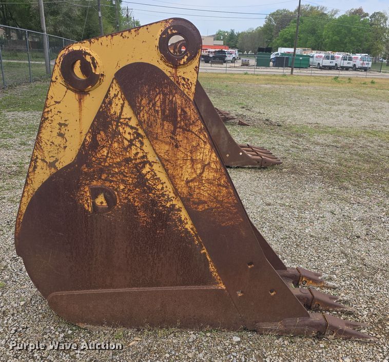 image for item EK5179 (3) Backhoe buckets