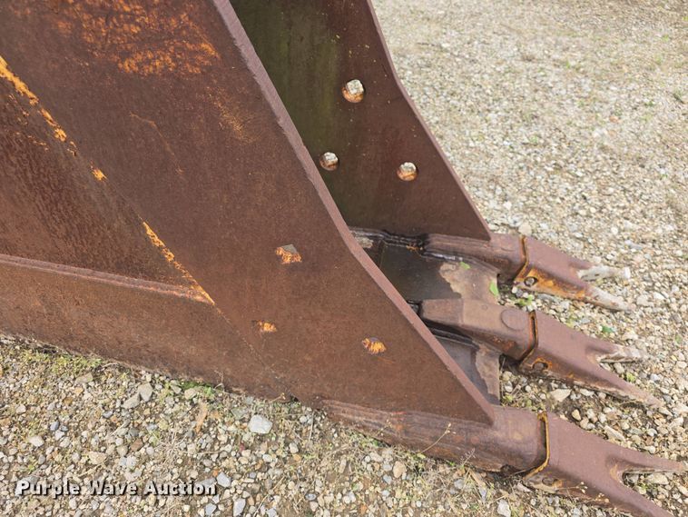 image for item EK5179 (3) Backhoe buckets