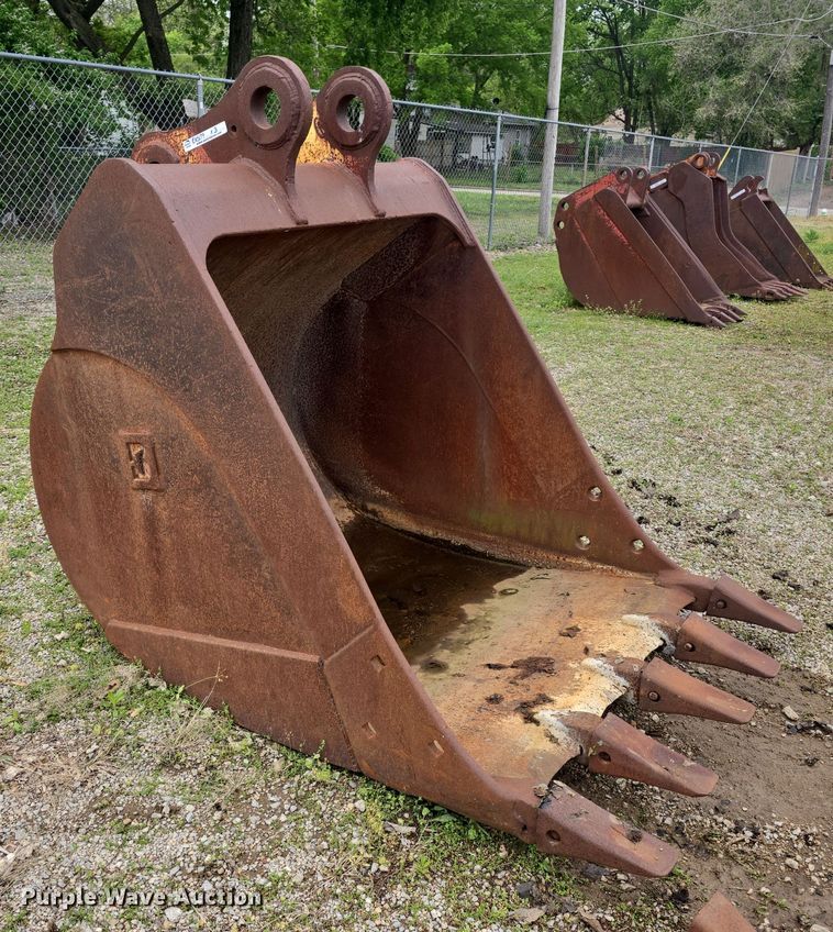 image for item EK5179 (3) Backhoe buckets