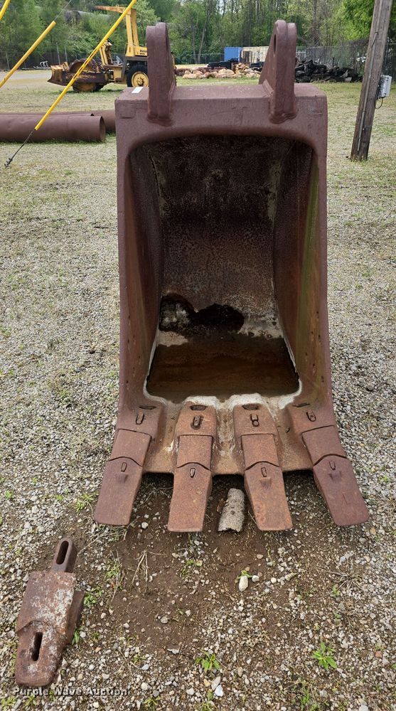 image for item EK5180 (3) Backhoe buckets