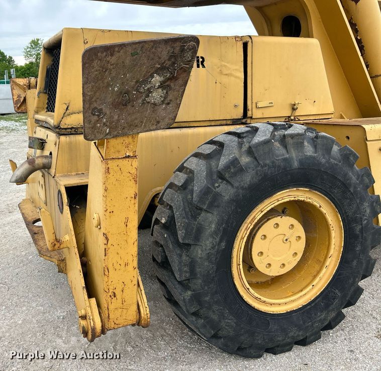 image for item EK8035 Hyster K-360 crane