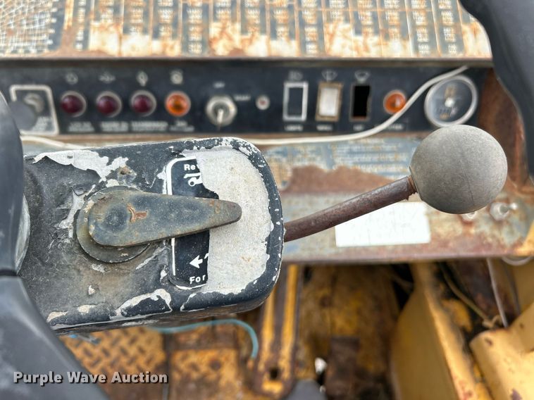 image for item EK8035 Hyster K-360 crane