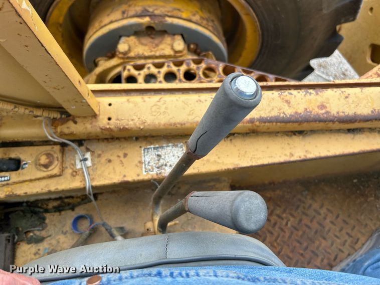 image for item EK8035 Hyster K-360 crane