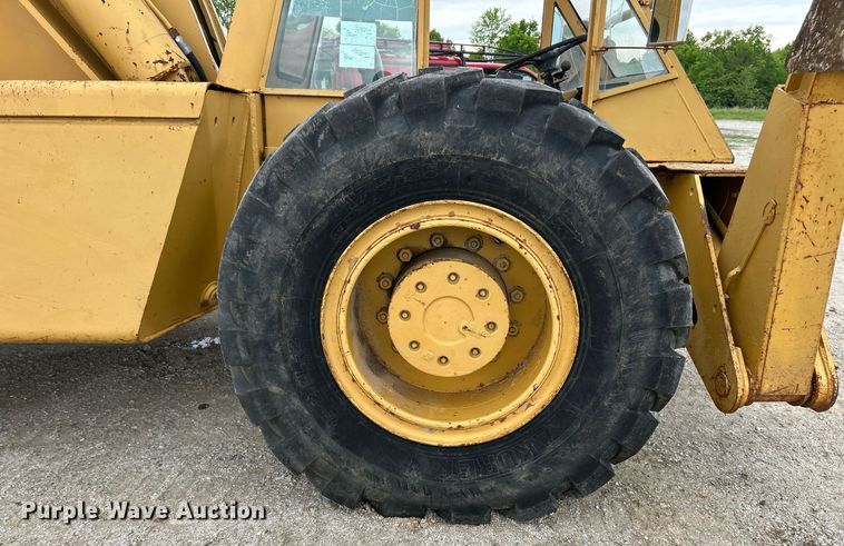 image for item EK8035 Hyster K-360 crane