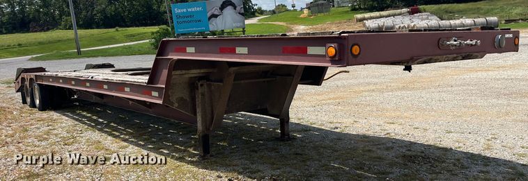 image for item EK8954 1991 Trail King drop deck equipment trailer