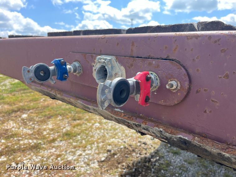 image for item EK8954 1991 Trail King drop deck equipment trailer