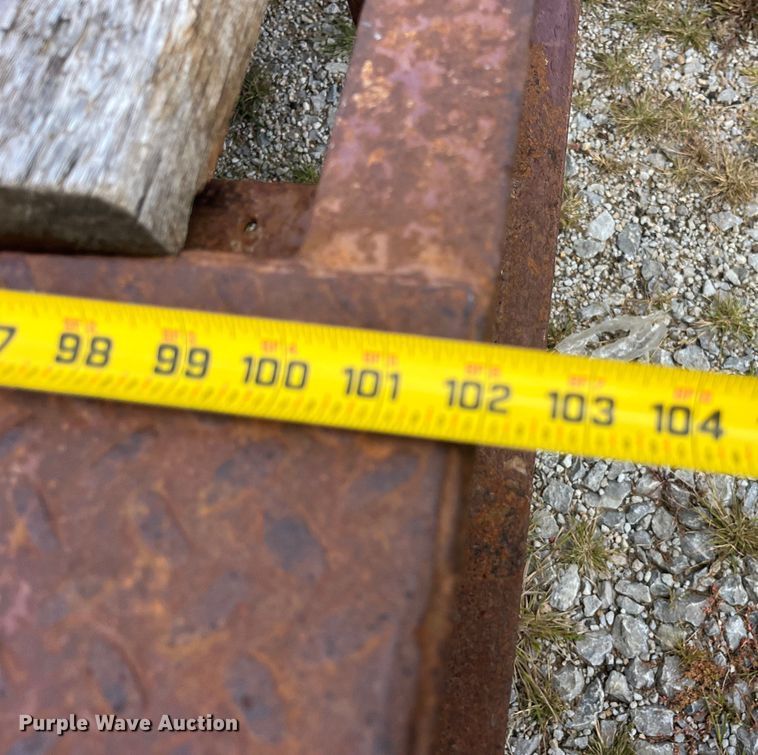 image for item EK8954 1991 Trail King drop deck equipment trailer