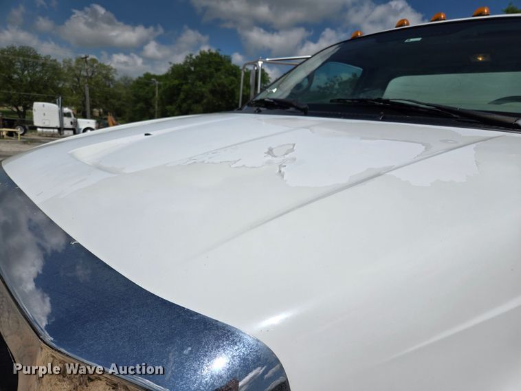 image for item EL2015 2008 Ford F750 Super Duty water truck