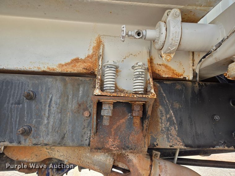 image for item EL2015 2008 Ford F750 Super Duty water truck