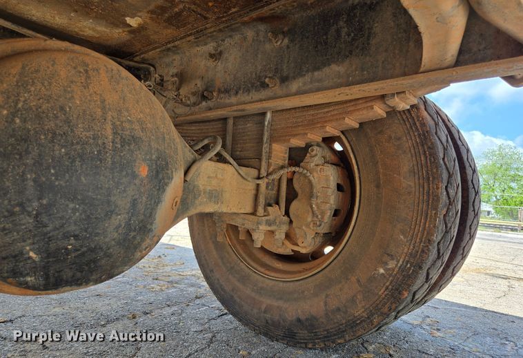 image for item EL2015 2008 Ford F750 Super Duty water truck