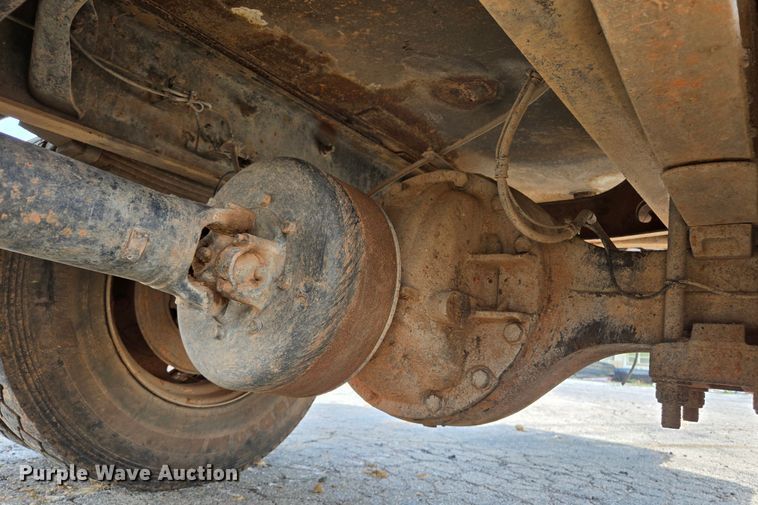 image for item EL2015 2008 Ford F750 Super Duty water truck