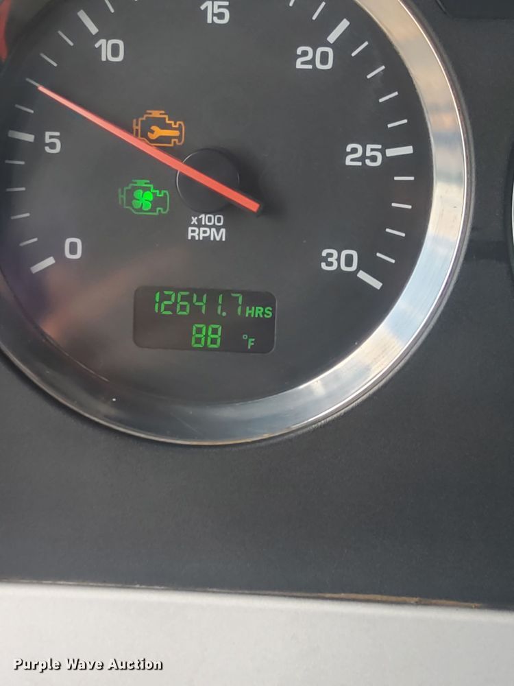 image for item EL2018 2011 Kenworth T440 dump truck