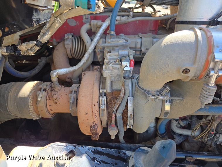 image for item EL2018 2011 Kenworth T440 dump truck