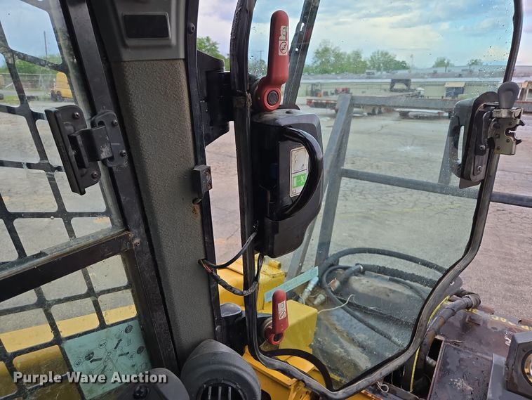 image for item EL2020 2019 Caterpillar 299D2XHP forestry tracked skid steer loader