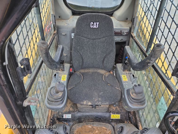image for item EL2020 2019 Caterpillar 299D2XHP forestry tracked skid steer loader