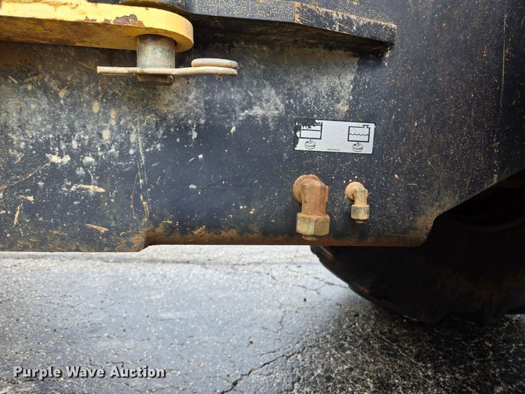 image for item EL2021 2006 Bomag BW 211 PD-3 single drum vibratory roller