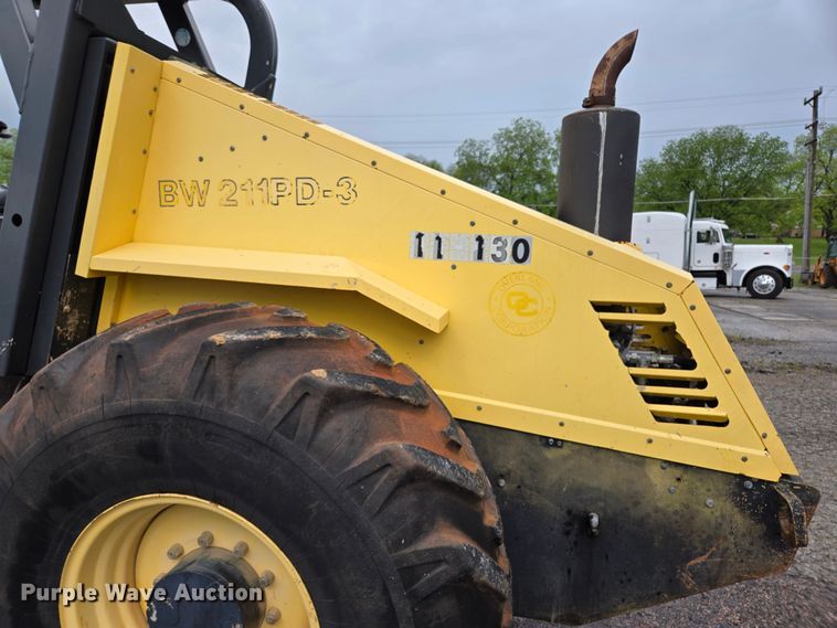 image for item EL2021 2006 Bomag BW 211 PD-3 single drum vibratory roller