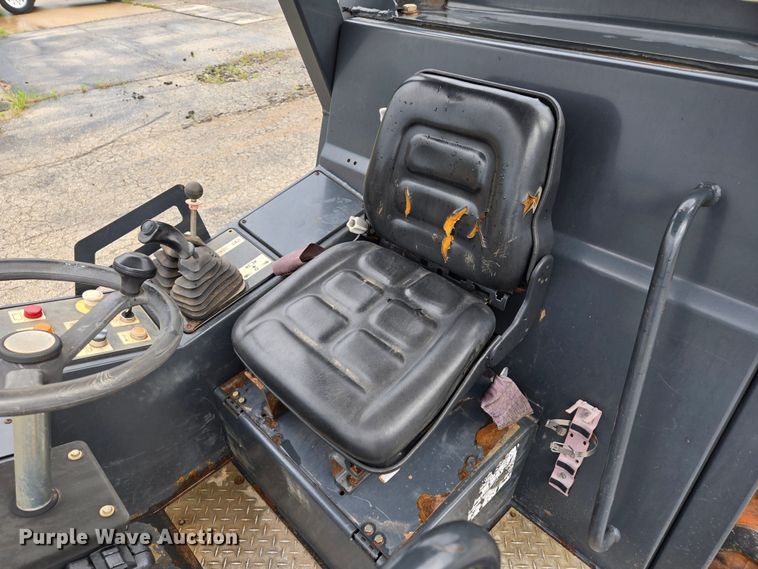 image for item EL2021 2006 Bomag BW 211 PD-3 single drum vibratory roller