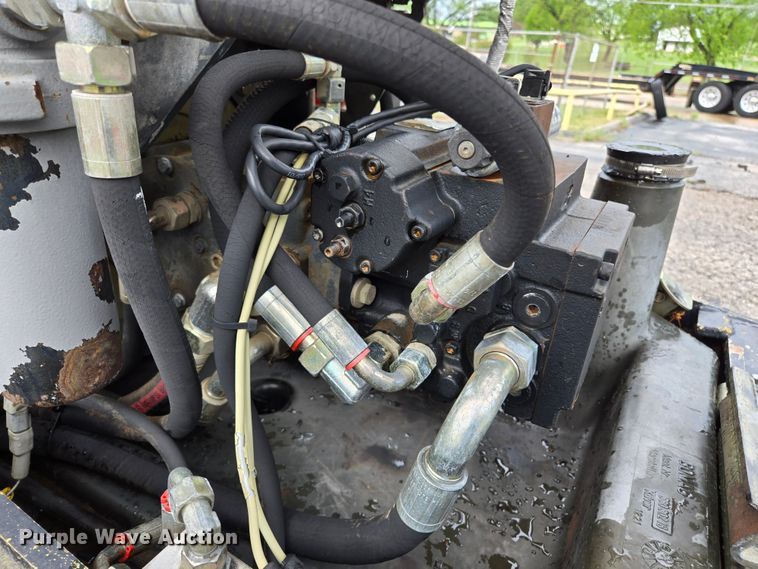 image for item EL2021 2006 Bomag BW 211 PD-3 single drum vibratory roller