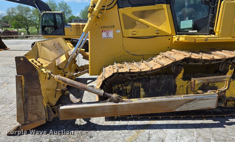 image for item EL2023 2016 Komatsu D65WX-17 dozer