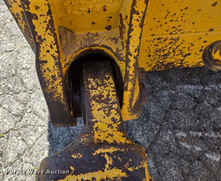 image for item EL2023 2016 Komatsu D65WX-17 dozer