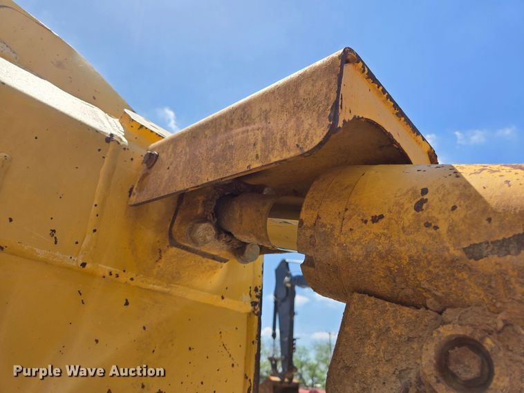 image for item EL2023 2016 Komatsu D65WX-17 dozer
