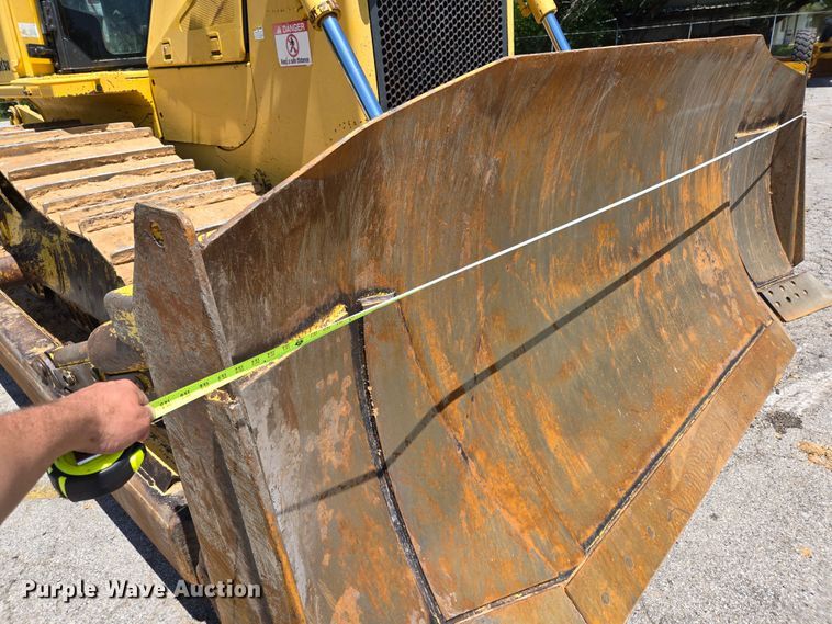 image for item EL2023 2016 Komatsu D65WX-17 dozer