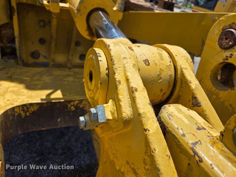 image for item EL2023 2016 Komatsu D65WX-17 dozer