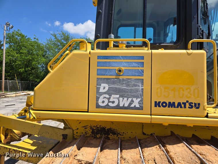 image for item EL2023 2016 Komatsu D65WX-17 dozer