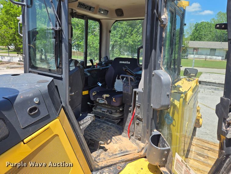 image for item EL2023 2016 Komatsu D65WX-17 dozer
