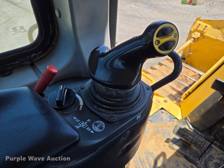 image for item EL2023 2016 Komatsu D65WX-17 dozer