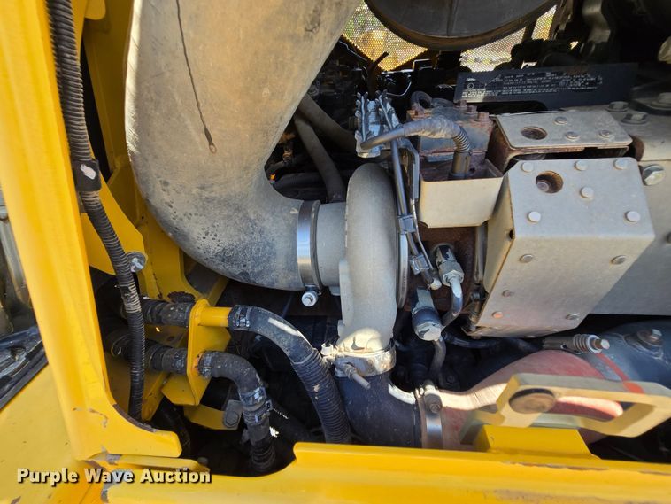 image for item EL2023 2016 Komatsu D65WX-17 dozer