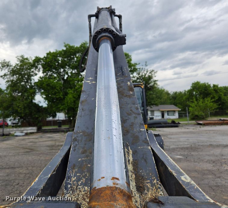 image for item EL2024 2014 John Deere 210G LC excavator