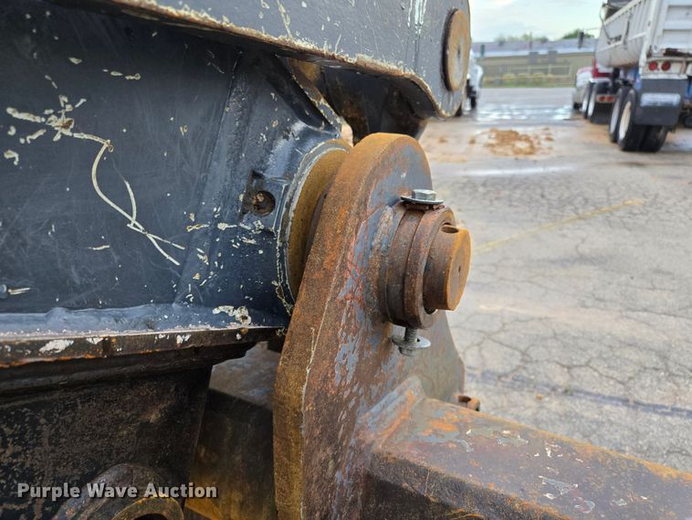 image for item EL2024 2014 John Deere 210G LC excavator