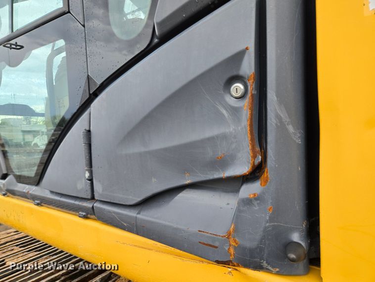 image for item EL2024 2014 John Deere 210G LC excavator