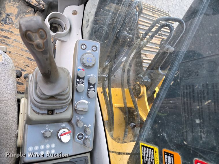 image for item EL2024 2014 John Deere 210G LC excavator